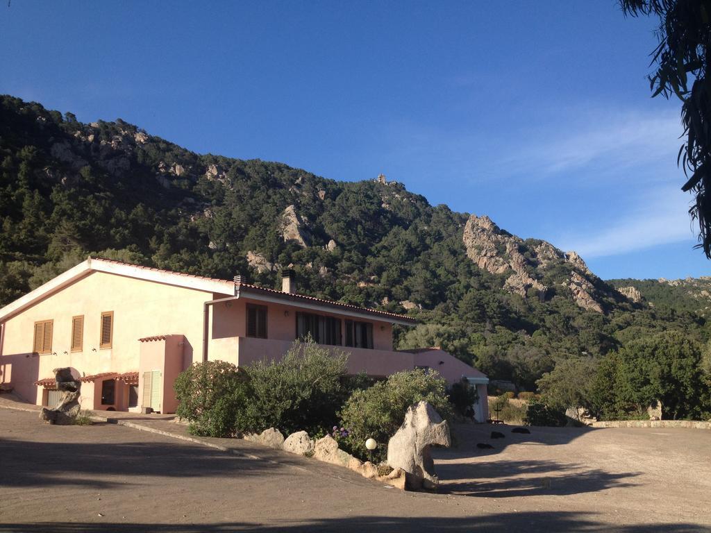 Agriturismo Monte Pino Telti Exterior foto